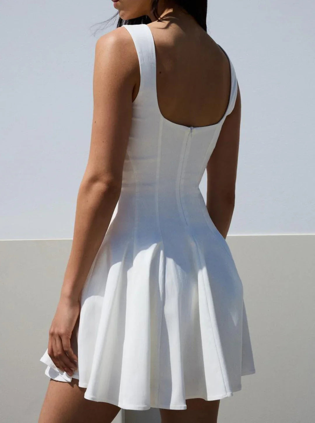 Robe Blanche Courte Classique