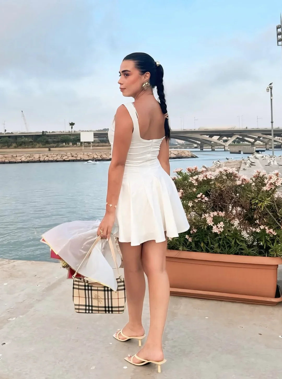 Robe Blanche Courte Classique